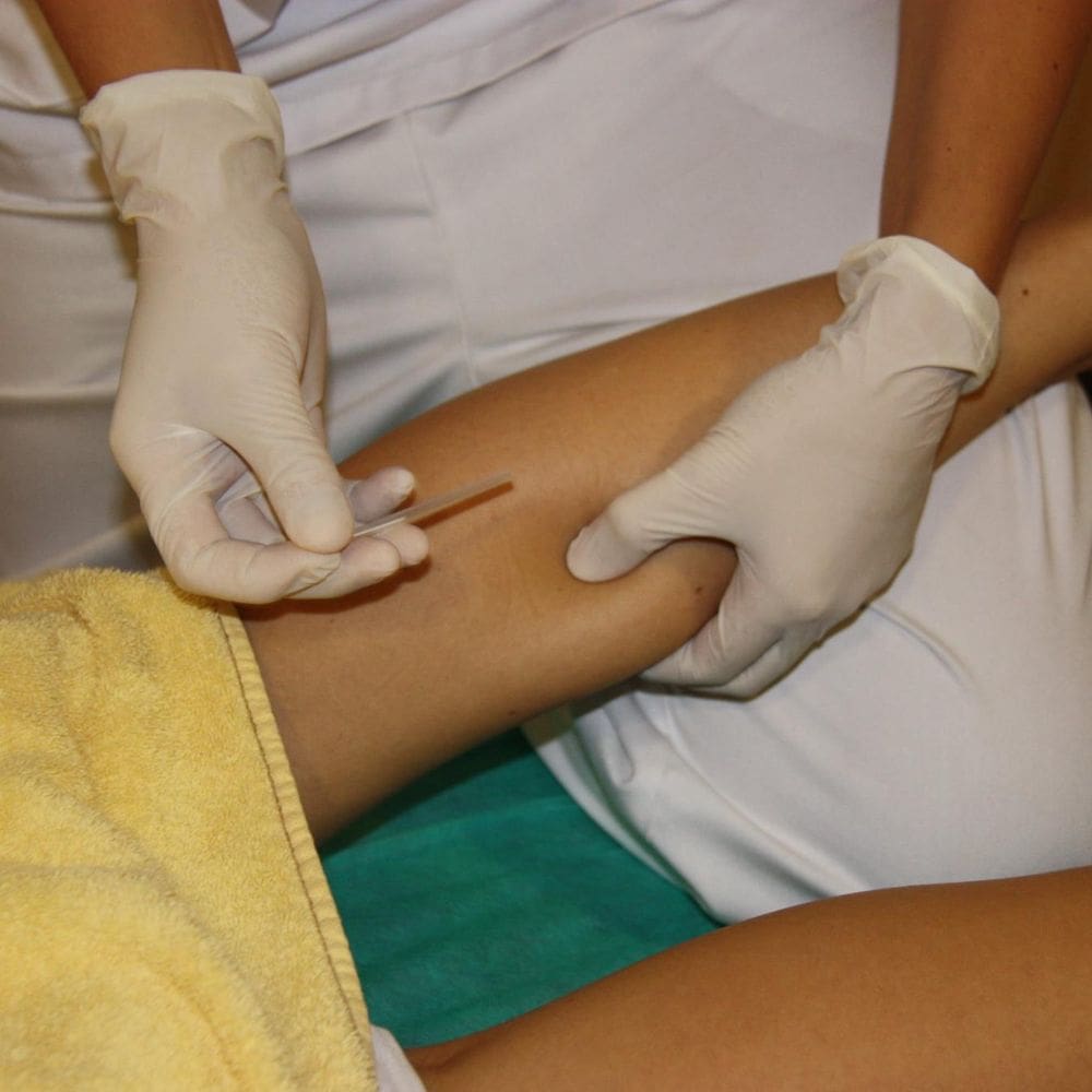 Fisioterapia Juan Bravo 75-Masajes Y Fisioterapia-Milla de Oro-Madrid-4