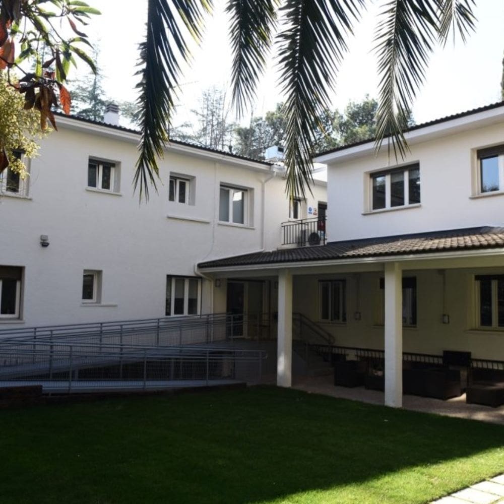 Residencia Grupo 5 Mirasierra -Residencias Tercera Edad-Madrid-Comunida de Madrid-1