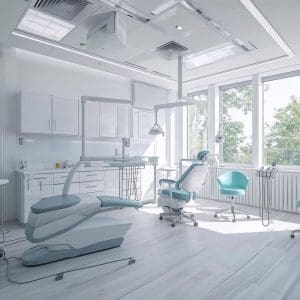 Clínica dental de lujo en Madrid con instalaciones modernas y atención premium.